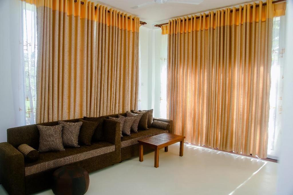 The Glade Aparthotel Weligama Bagian luar foto