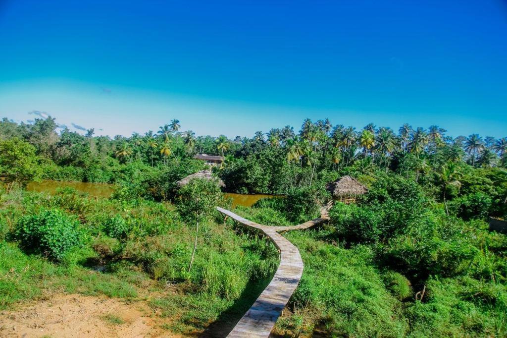 The Glade Aparthotel Weligama Bagian luar foto